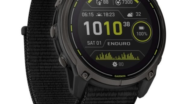Garmin Enduro 3 Sapphire Solar GPS Smartwatch - Schwarz/Carbongrau DLC Titan
